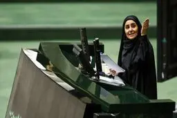سوال از وزیر راه با ۵۵ امضا کلید خورد