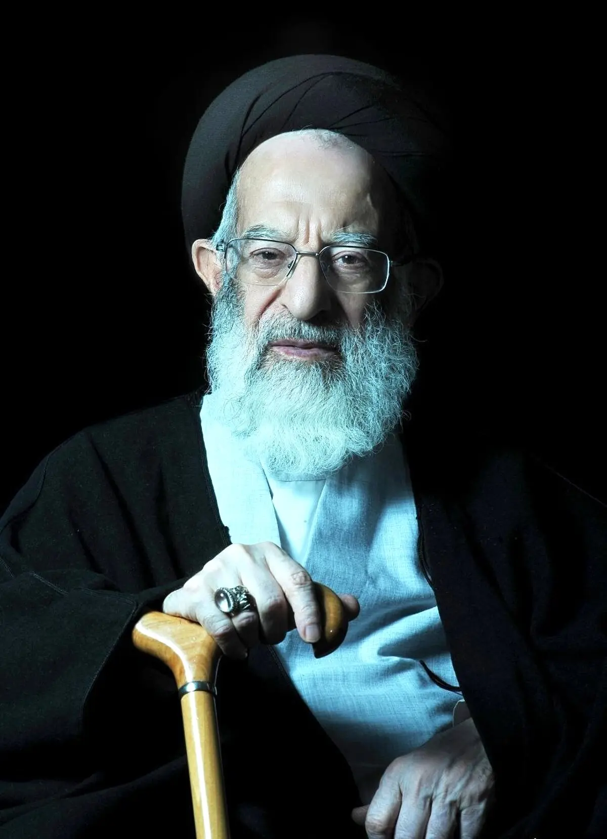 قم تعطیل شد / جزئیات تشییع پیکر آیت‌الله العظمی شبیری زنجانی