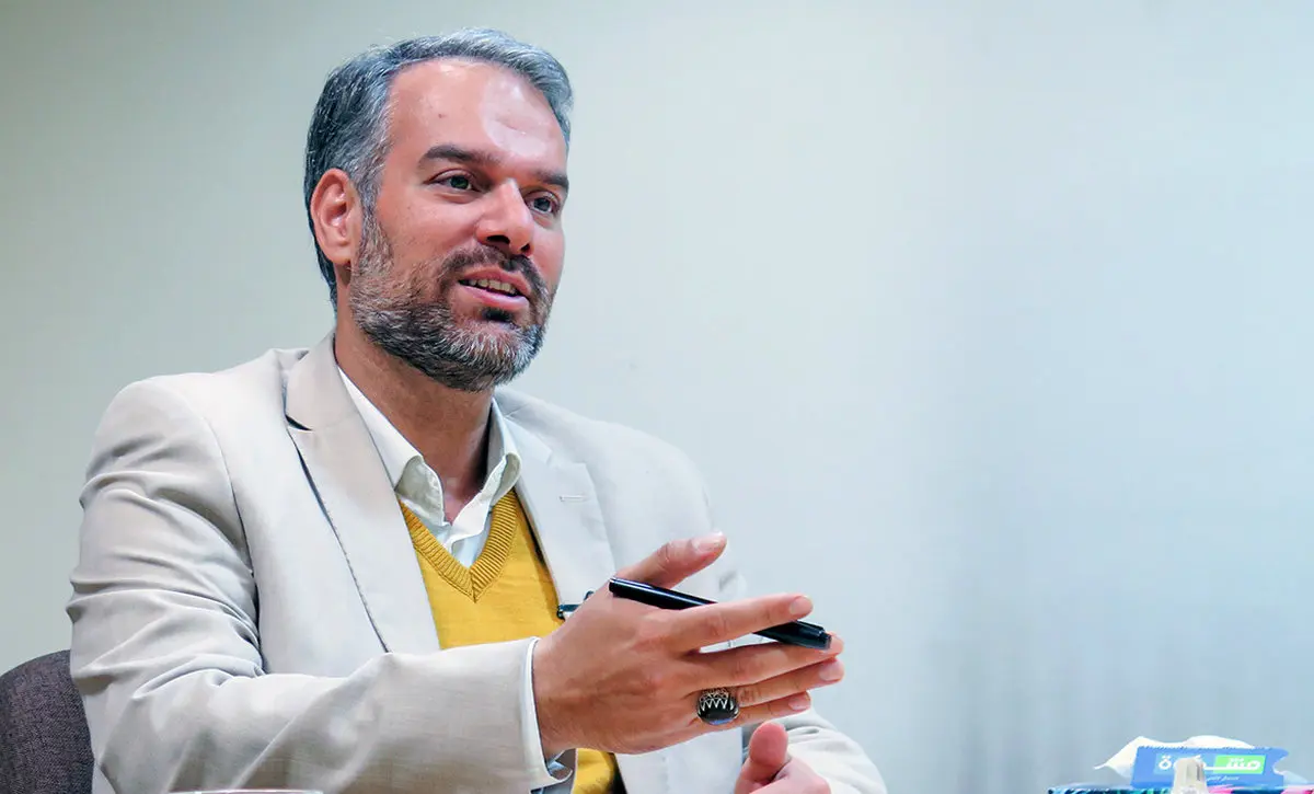 انتقاد تند رشیدی کوچی به بانک مرکزی و فرزین