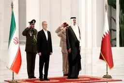 تصویر استقبال رسمی امیر قطر از مسعود پزشکیان 