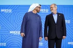 پزشکیان در گفت‌وگو با رئیس امارات: به هر تجاوزی باقاطعیت پاسخ می‌دهیم