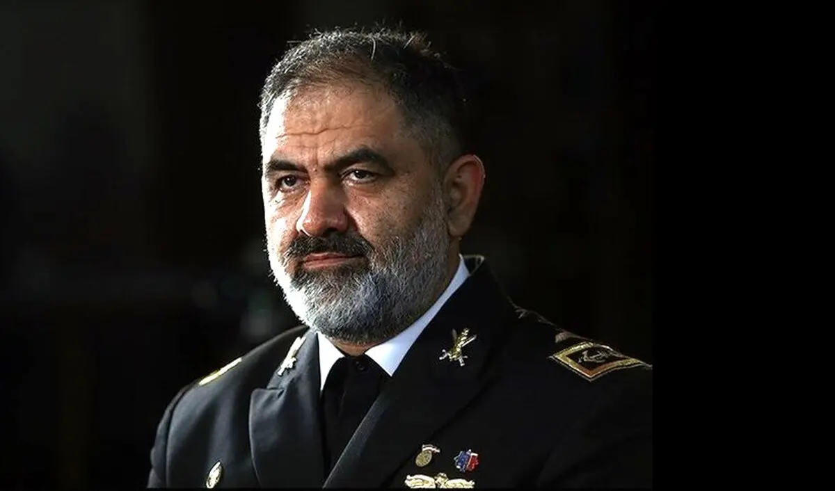 روایت فرمانده نداجا از کمک رسانی در زمینه فراری دادن دزدان دریایی