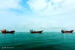  رژه شناورهای سپاه در خلیج فارس