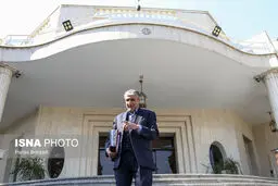 دولت برای شعار سال آستین بالا زد