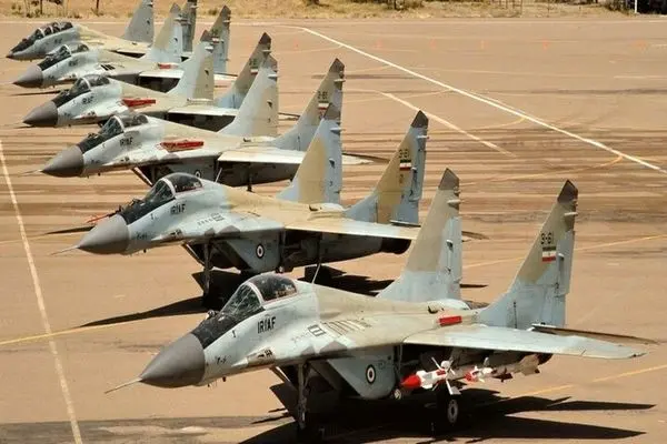 پرواز مسلح جنگنده های دوسرنشینه میگ 29 در آسمان تهران