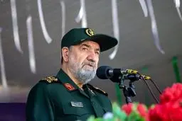 تکذیب جنجالی رضایی؛ به ایران بمب اتم نمی‌دهیم!