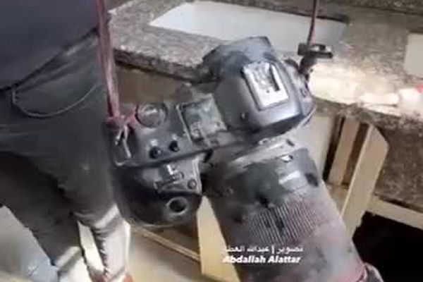 زخمی شدن خونبار خبرنگار عکاس رویترز در غزه + فیلم