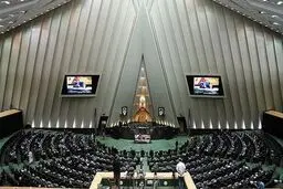 قدرت قالیباف در مجلس بیشتر شد/ رقابت تنگاتنگ پایداری ها با نمایندگان نزدیک به رئیس مجلس

