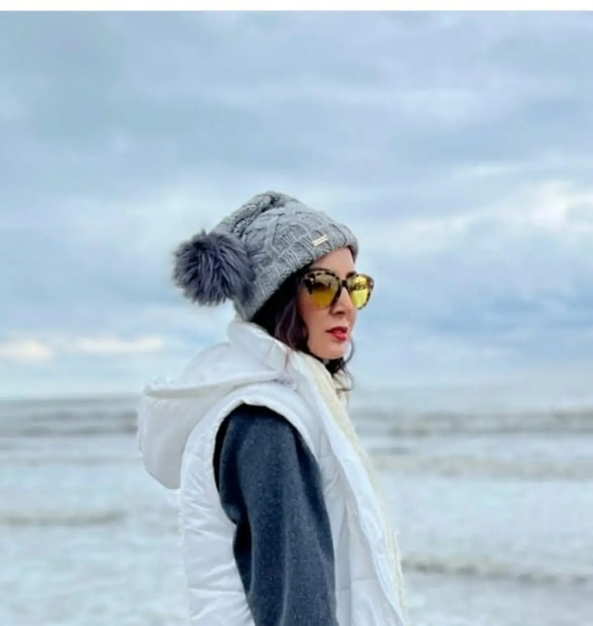 لیلا بلوکات در کنار همزادش | مهاجرت لیلا بلوکات از ایران صحت دارد؟