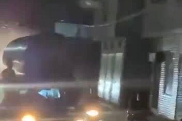 جشن فلسطینی ها با بوستر موشک ایرانی