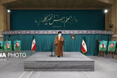 رهبر انقلاب نخبگان