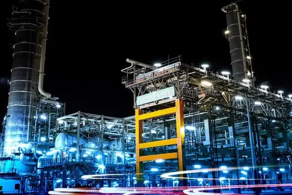 بزرگترین پالایشگاه ایران در سبد فروش دولت