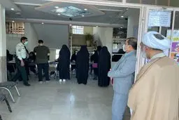 حضور حجت الاسلام مصطفی پورمحمدی در شعبه اخذ رای