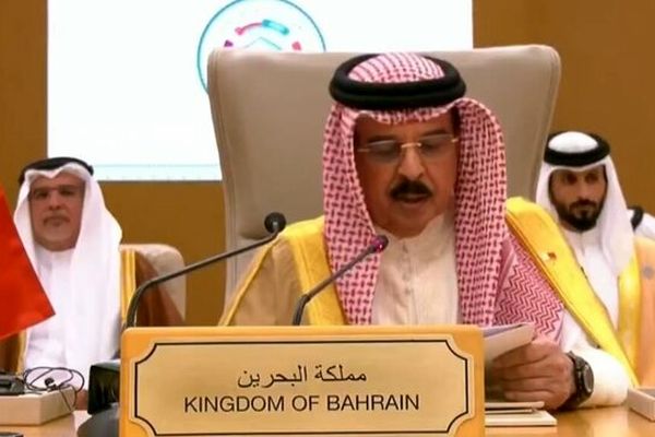 پادشاه بحرین مذاکرات ایران و آمریکا را باعث ثبات منطقه دانست