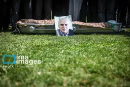 تصاویر وداع با داریوش مصطفوی