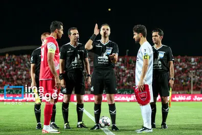 پرسپولیس و فولاد خوزستان