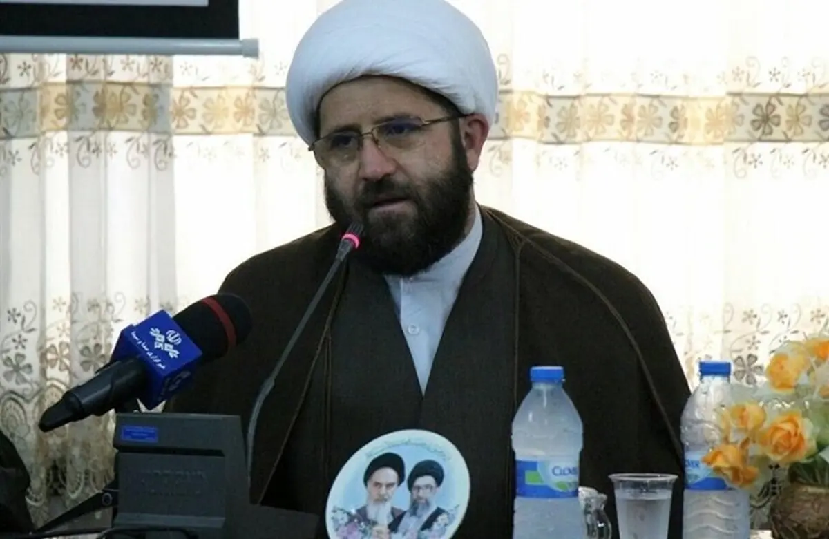 پشت پرده افتتاح جنجالی یک قهوه خانه توسط یک امام جمعه