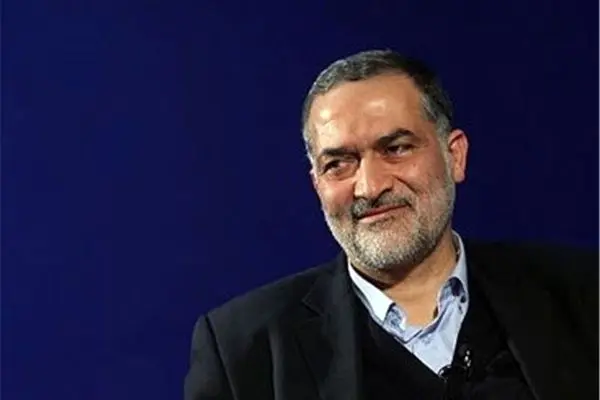 تیم مذاکره‌کننده مورد اعتماد نظام‌ است/ دچار افراط و تفریط نشویم