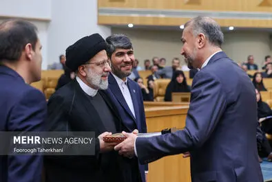 سید شهیدان خدمت