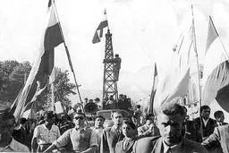 آیا مالکیت نفت متعلق به مردم است؟ / مصدق به دنبال چه بود؟