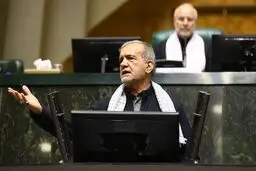 هر قهرمانی که پرچم از دستش بیافتد صدها قهرمان دیگر هستند