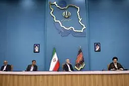 جمعی از روحانیون و علما با رئیس جمهور منتخب دیدار کردند