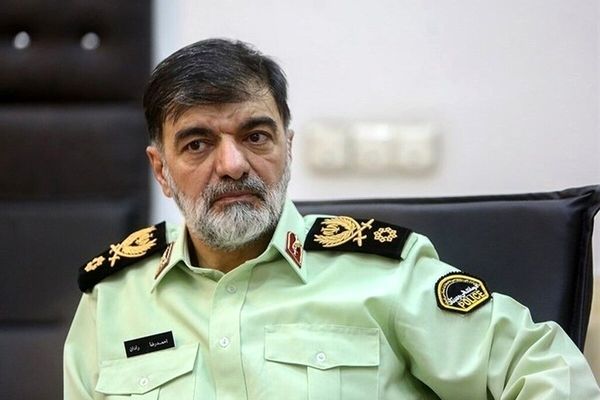 ببینید | بوسه سردار رادان بر پیشانی مسعود پزشکیان