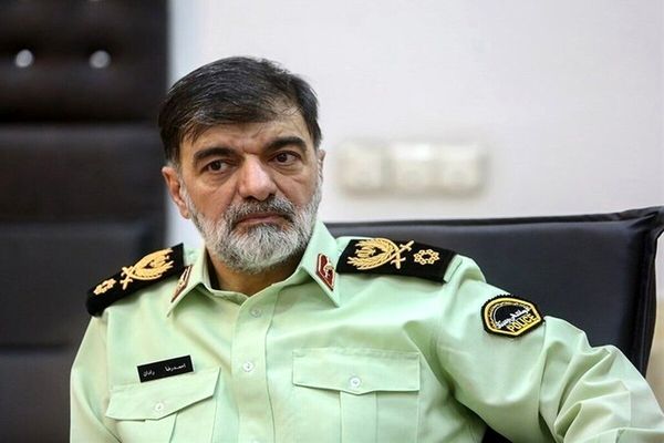 ببینید | بوسه سردار رادان بر پیشانی مسعود پزشکیان