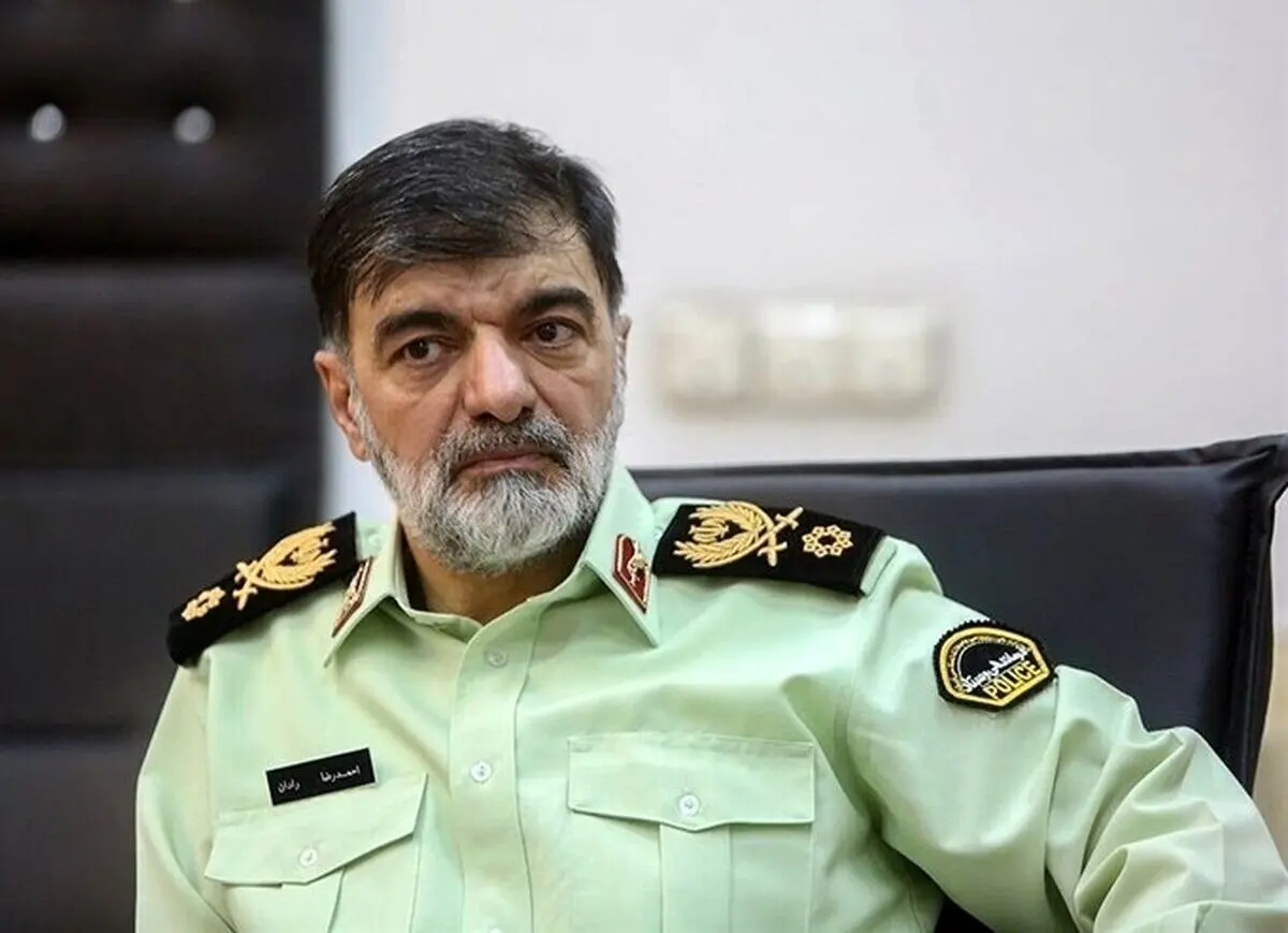 ببینید | بوسه سردار رادان بر پیشانی مسعود پزشکیان