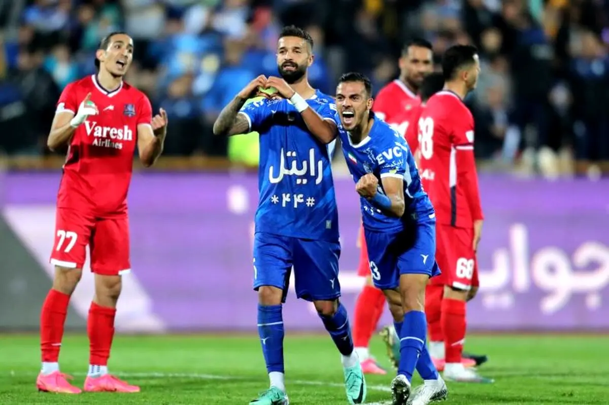 گزارش زنده: استقلال 4 - نساجی صفر، پاسخ جانانه به سپاهان