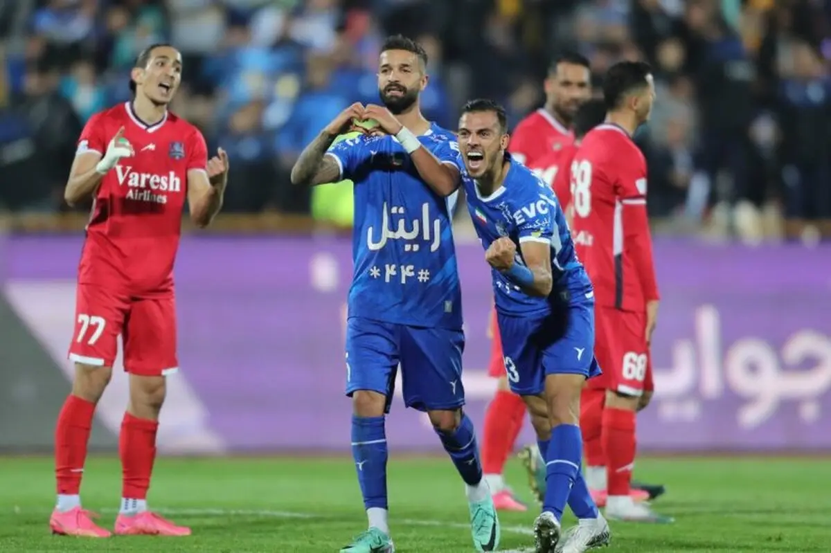 گزارش زنده: استقلال 4 - نساجی صفر، پاسخ جانانه به سپاهان
