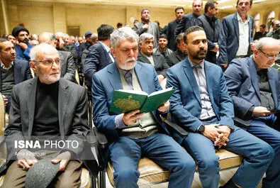 محمد شریعتمداری