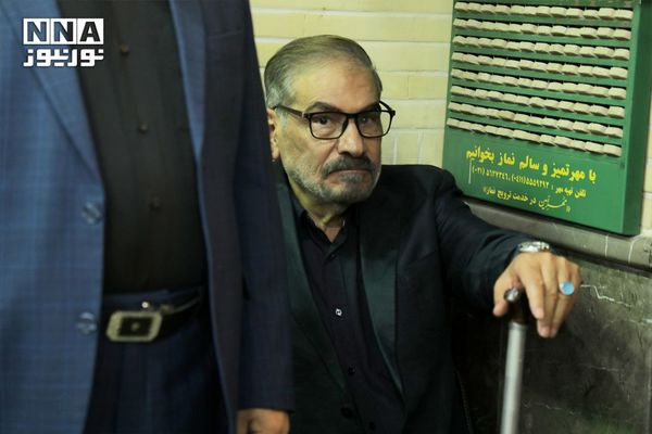 جدیدترین از عکس از شمخانی با عصا