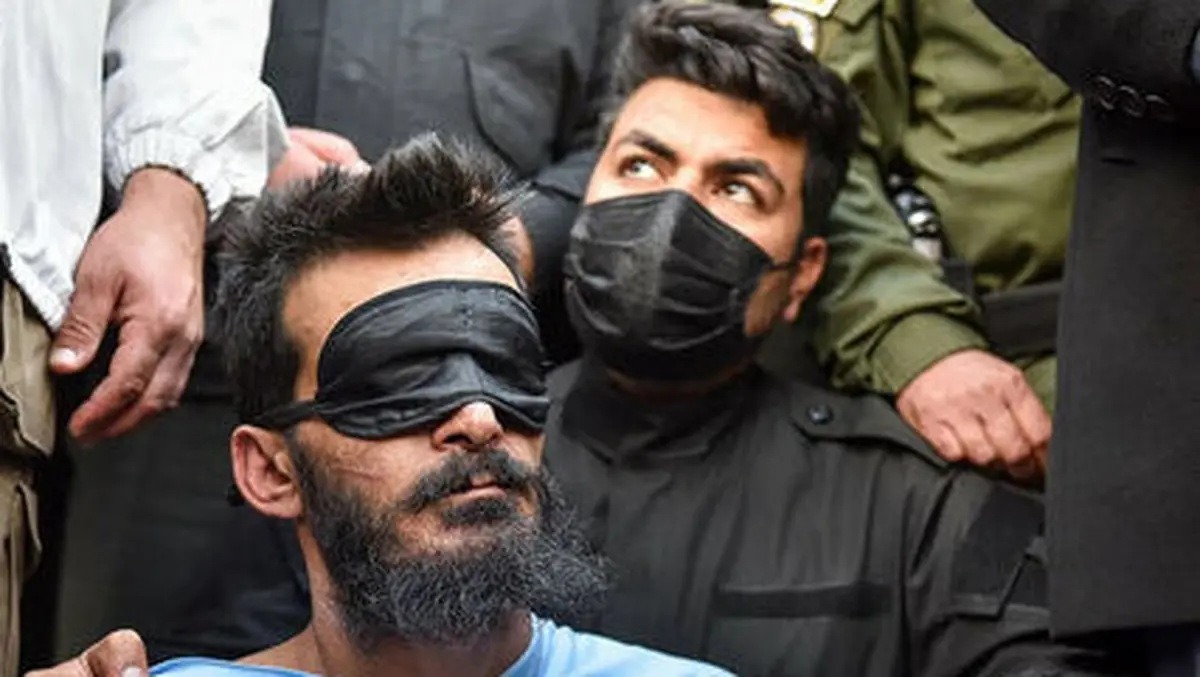 لحظه رویارویی جگرسوز پسر شهید رنجبر با قاتل پدرش