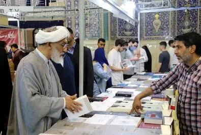پورمحمدی نمایشگاه کتاب
