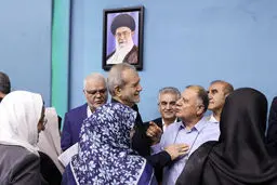 تصاویر دیدار و رایزنی پزشکیان با اعضای جبهه اصلاحات