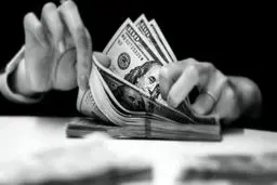 نسخه پزشکیان برای معالجه قیمت دلار