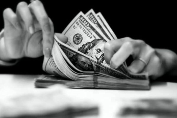 قیمت دلار و یورو امروز ۱۷ شهریور ۱۴۰۴؛ دلار سکته کرد