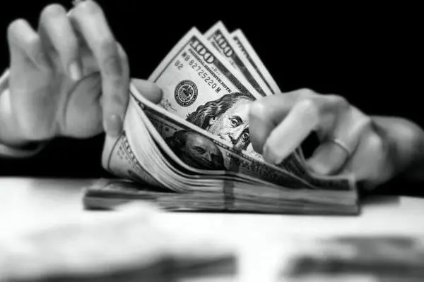 افزایش شوکه کننده قیمت دلار آزاد اول صبح دوشنبه ۱۰ آذر