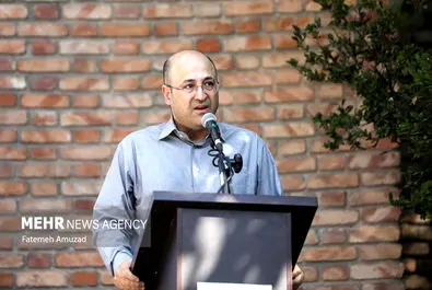 فردوس کاویانی