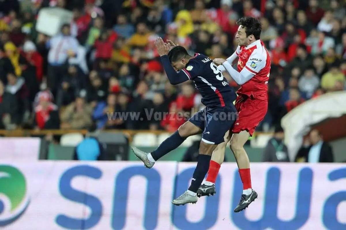 گزارش زنده: پرسپولیس 1 - نساجی ۰
