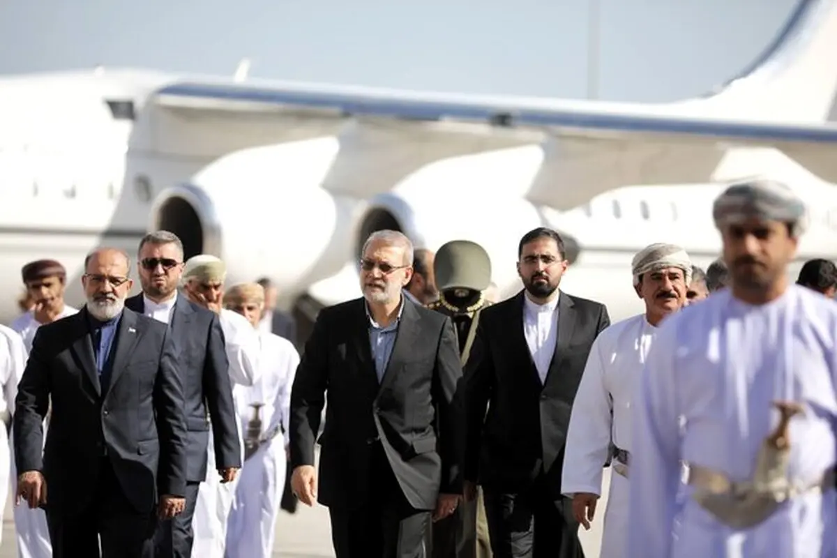 آسوشیتدپرس : لاریجانی پاسخ ایران به آمریکا را به عمان برد