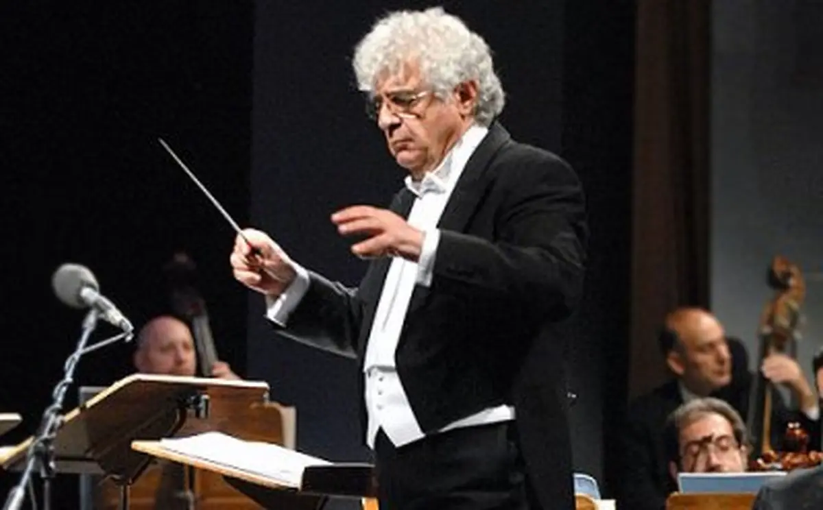 عاشورای حسینی در سمفونی عشق و امید به رهبری لوریس چکناواریان