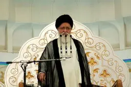 از مسئولین سه قوه می‌خواهیم فضای مجازی را کنترل کنند