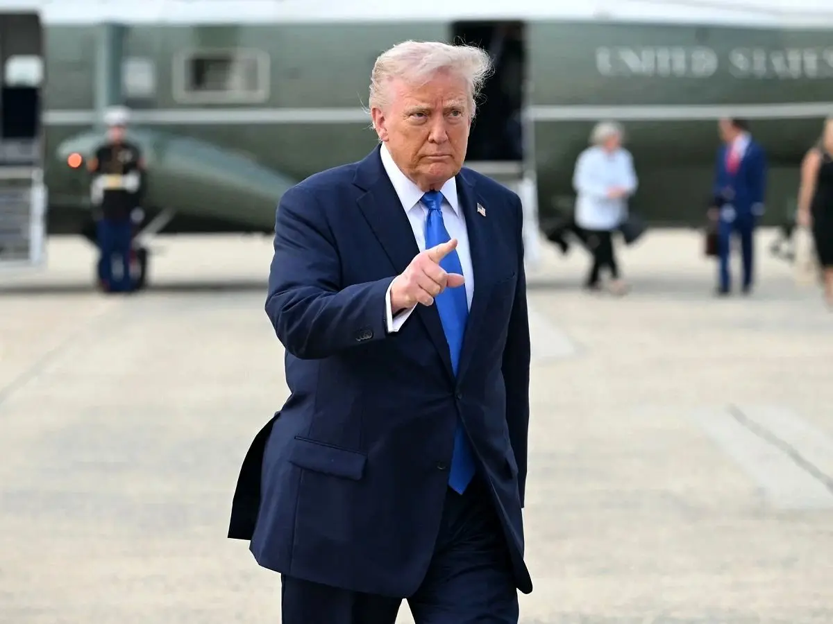 لحظه عصبانیت ترامپ از یک خبرنگار و پاسخ تندبه او