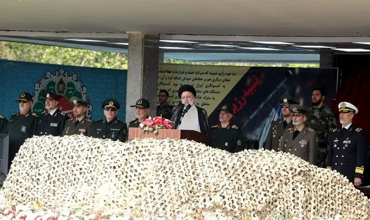 هشدار رئیسی در مراسم رژه ارتش به صهیونیست‌ها: کوچک ترین تعرض به خاک ایران به برخوردی سهمگین منجر می‌شود
