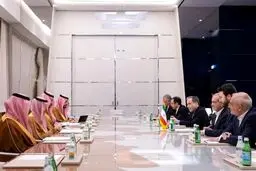دیدار وزیر خارجه عربستان با پزشکیان در دوحه