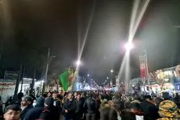 تصاویر زائران حاج قاسم در گلزار شهدای کرمان