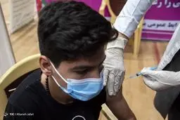 نوبت دوز سوم واکسن کرونا به ۱۲ تا ۱۸ ساله‌ها رسید