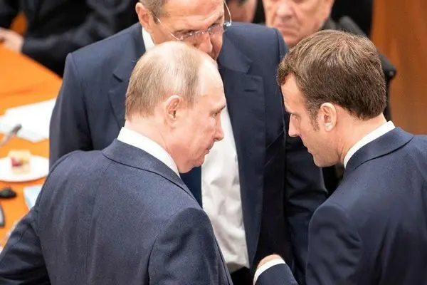 فرانسه آماده مقابله با روسیه بدون آمریکا شد